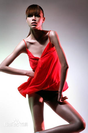 葛荟婕出席活动素颜照相册