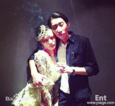 葛荟婕出席活动素颜照相册