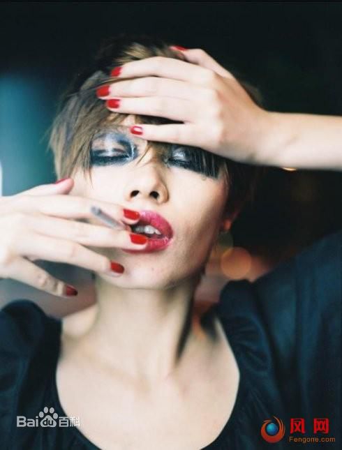 葛荟婕出席活动素颜照相册