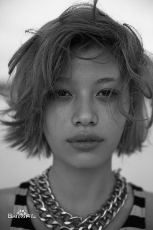 葛荟婕出席活动素颜照相册