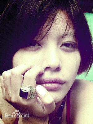 葛荟婕出席活动素颜照相册