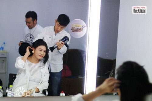 葛荟婕出席活动素颜照相册