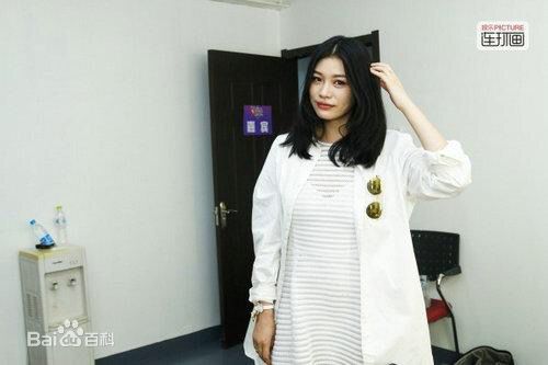 葛荟婕出席活动素颜照相册