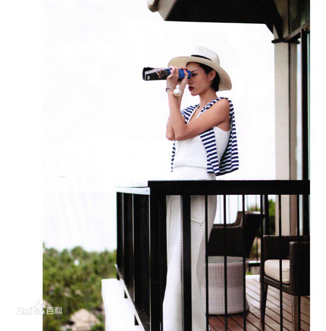 葛荟婕出席活动素颜照相册