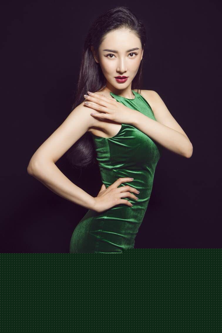 最新江琳琳(ianglinlin)性感图片