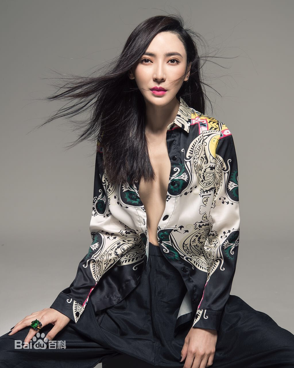 最新江琳琳(ianglinlin)性感图片