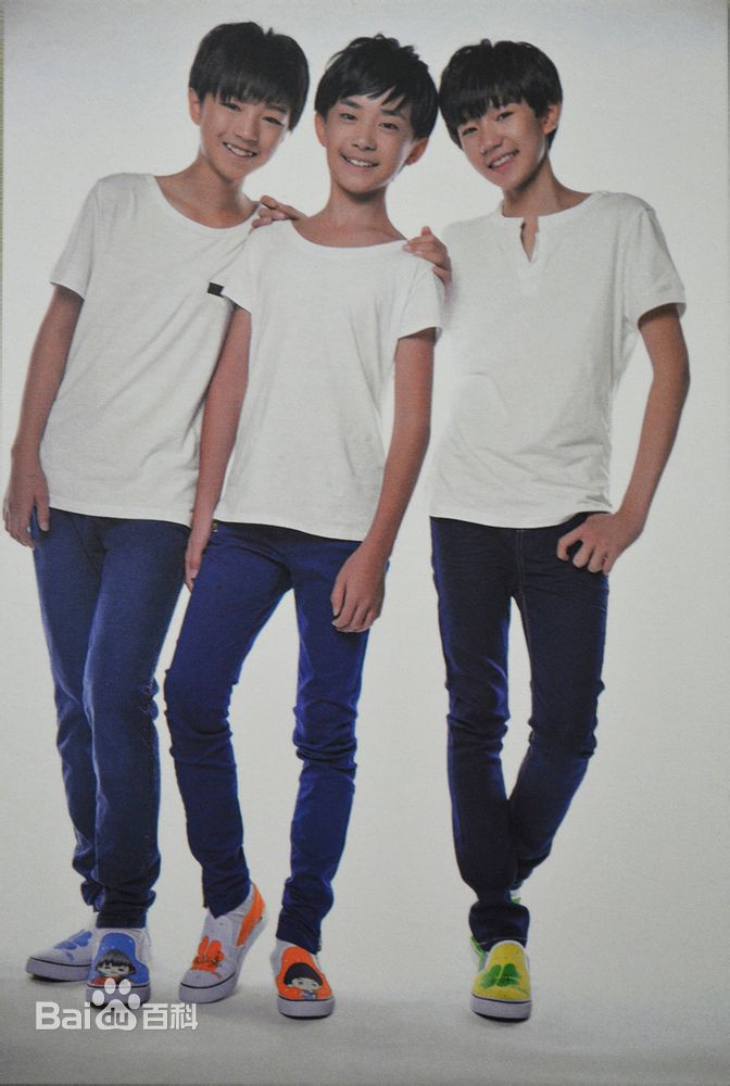 高清加油男孩组合(TFBOYS)性感图片