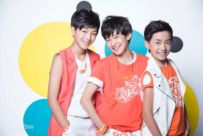 高清加油男孩组合(TFBOYS)性感图片