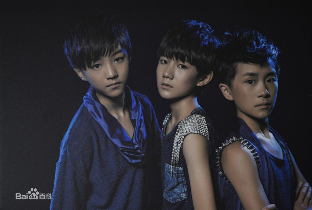 高清加油男孩组合(TFBOYS)性感图片