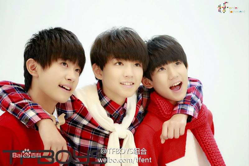 最优质加油男孩组合(TFBOYS)在《时尚芭莎》等中的