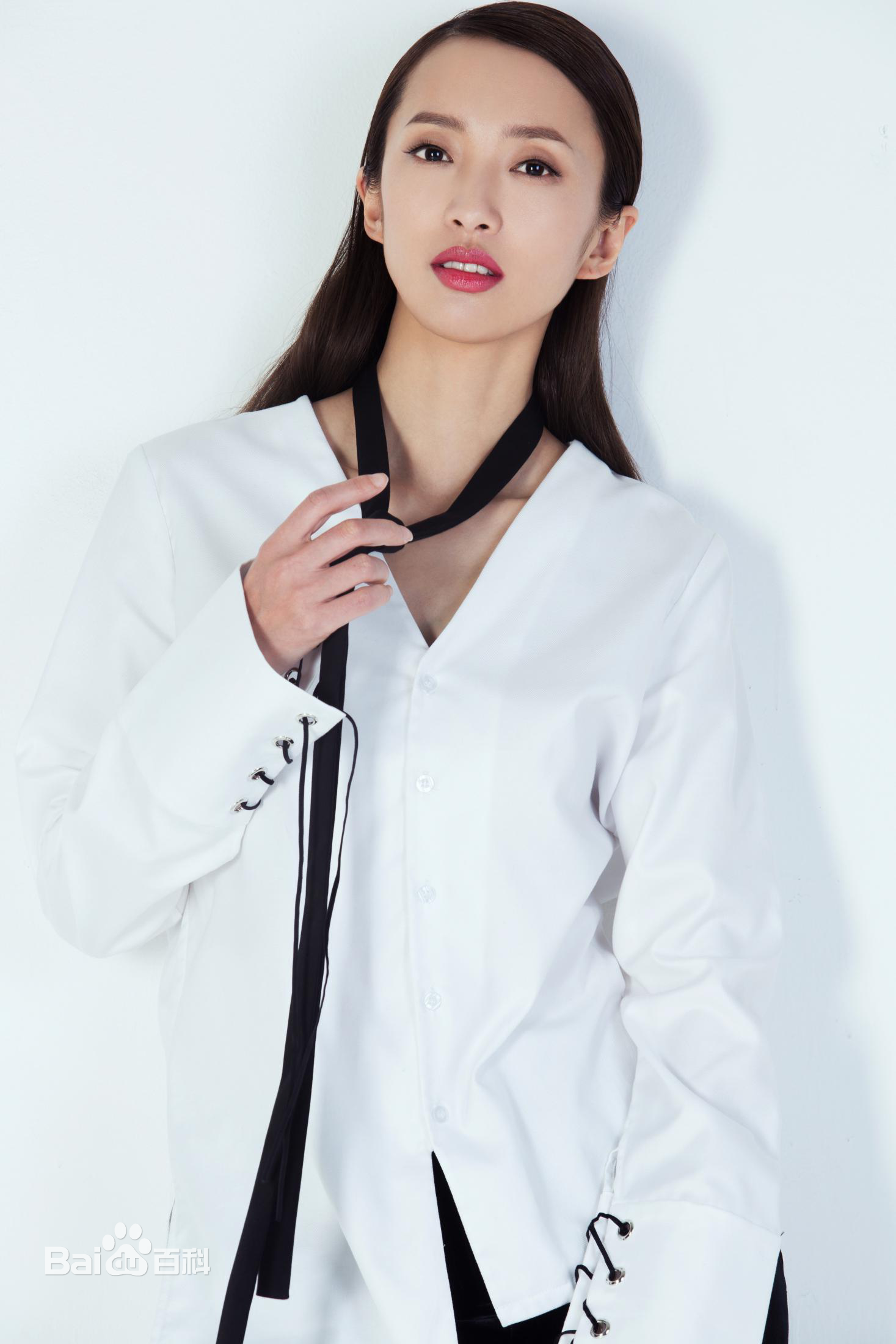 涂彦倪最新照壁纸