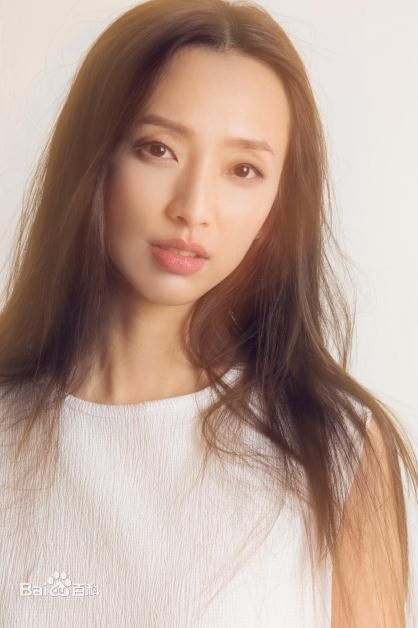 涂彦倪最新照壁纸