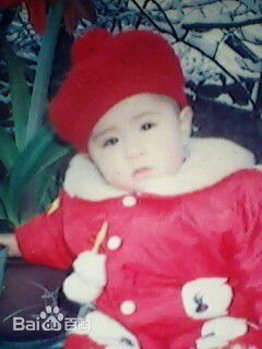 杨柳(Olivia)小时候前后照片