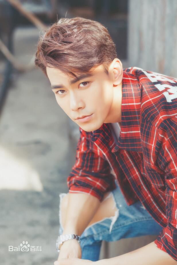 戴向宇最优质街拍