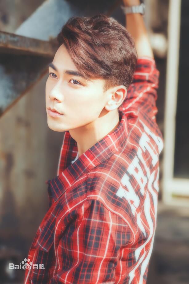 戴向宇最优质街拍