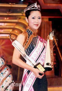 最新黄敏烨性感图片