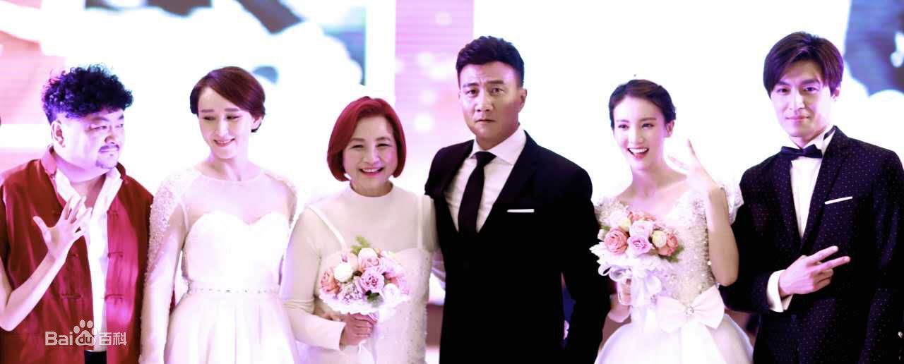 高泰宇小情人素颜照相册