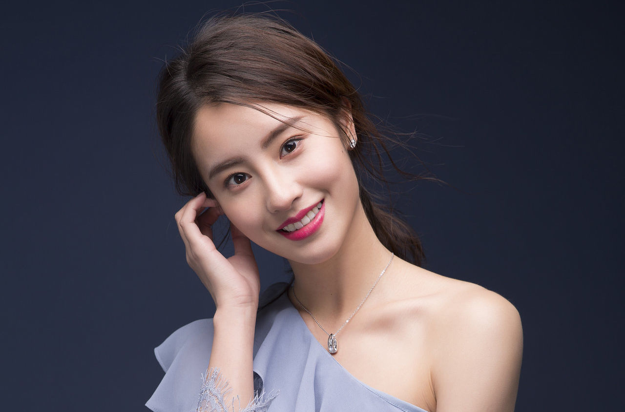 最新毛晓慧壁纸