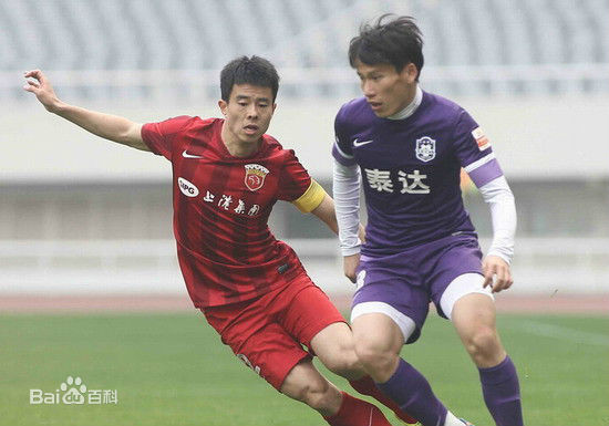 孙祥(Sun Xiang)球场上的图片图册