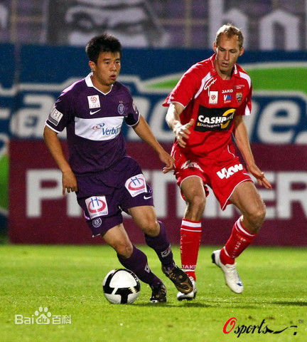 孙祥(Sun Xiang)球场上的图片图册