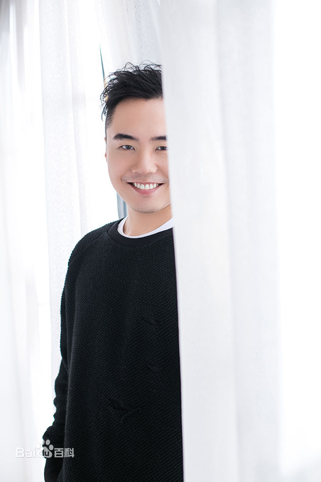 赵晓苏最新纯色壁纸