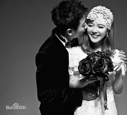 唐笑(Sugar)婚纱照性感图片图集