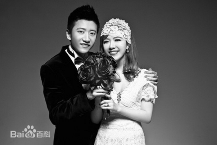 唐笑(Sugar)婚纱照性感图片图集