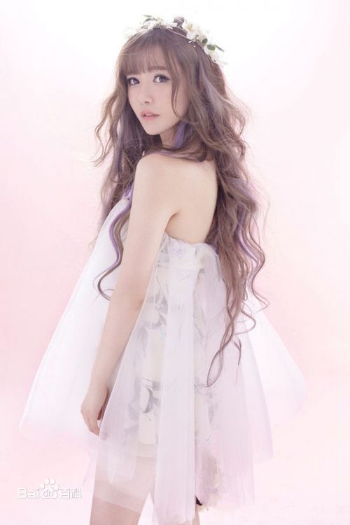 唐笑(Sugar)在《不要忘记笑》中的