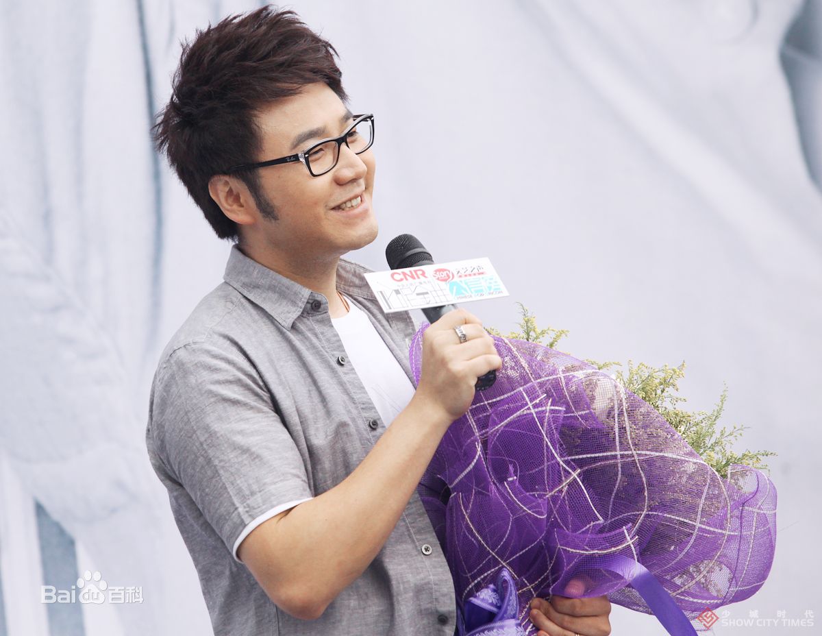 最新王铮亮(Reno Wang)在《听得到的时间》专辑发布会中的壁纸