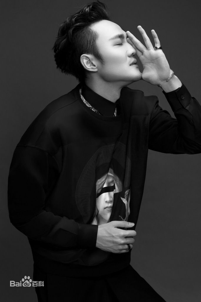 姚政(Tony)生活照素颜照相册