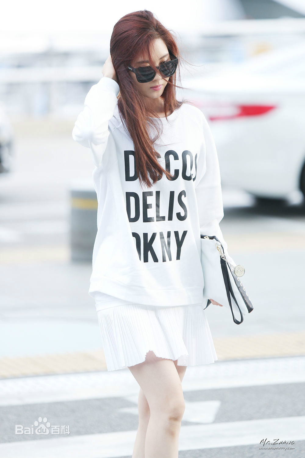 徐珠贤((Seo Ju Hyun)， （Seo Hyun）)机场画报壁纸壁纸