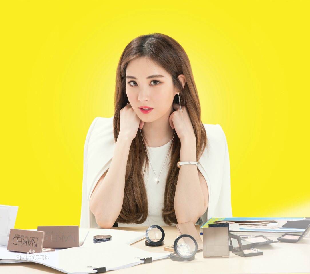 精选徐珠贤((Seo Ju Hyun)， （Seo Hyun）)在中韩电影《所以和黑粉结婚了》中的图册