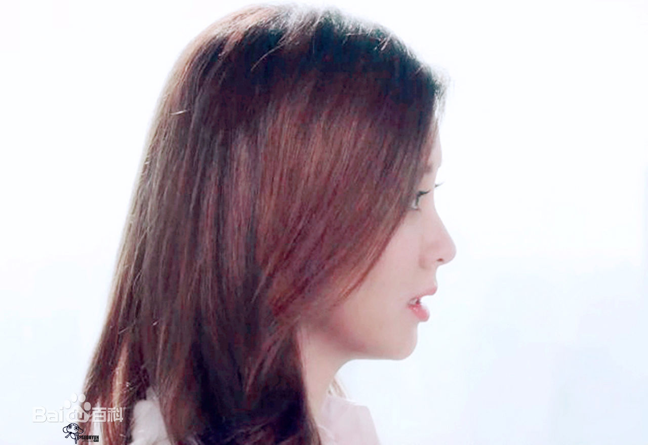 精选徐珠贤((Seo Ju Hyun)， （Seo Hyun）)在中韩电影《所以和黑粉结婚了》中的图册