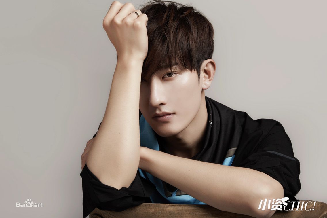 周觅(Zhou Mi、)高清专辑图集