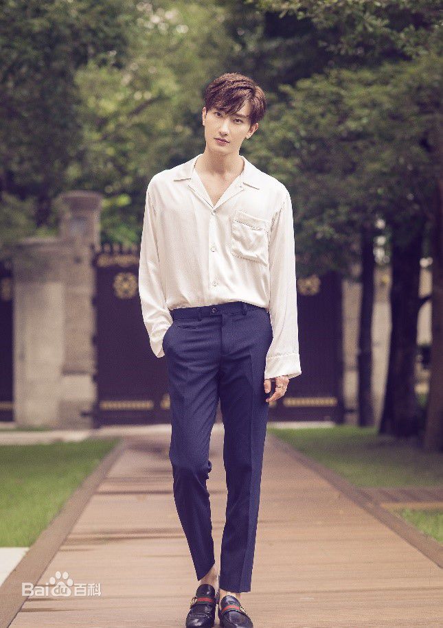 周觅(Zhou Mi、)影视作品素颜照相册