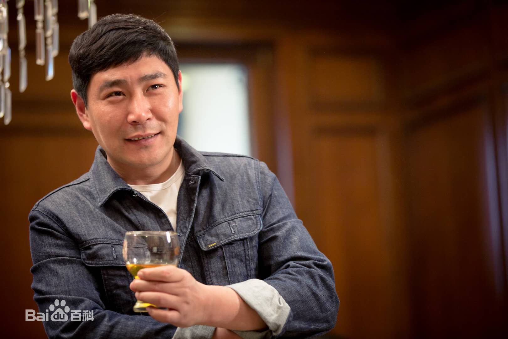 邢瀚卿《生逢灿烂的日子》最新剧照