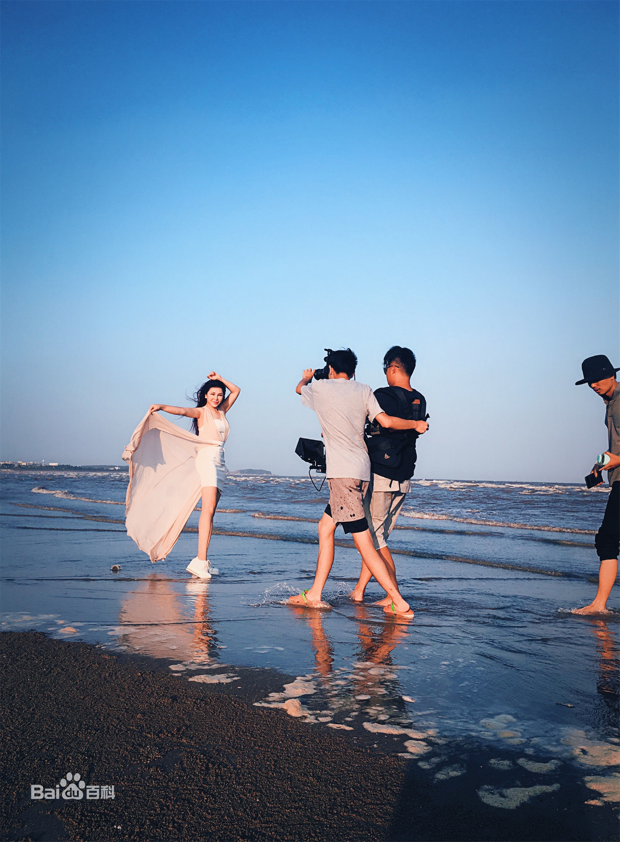 最新安琪性感图片