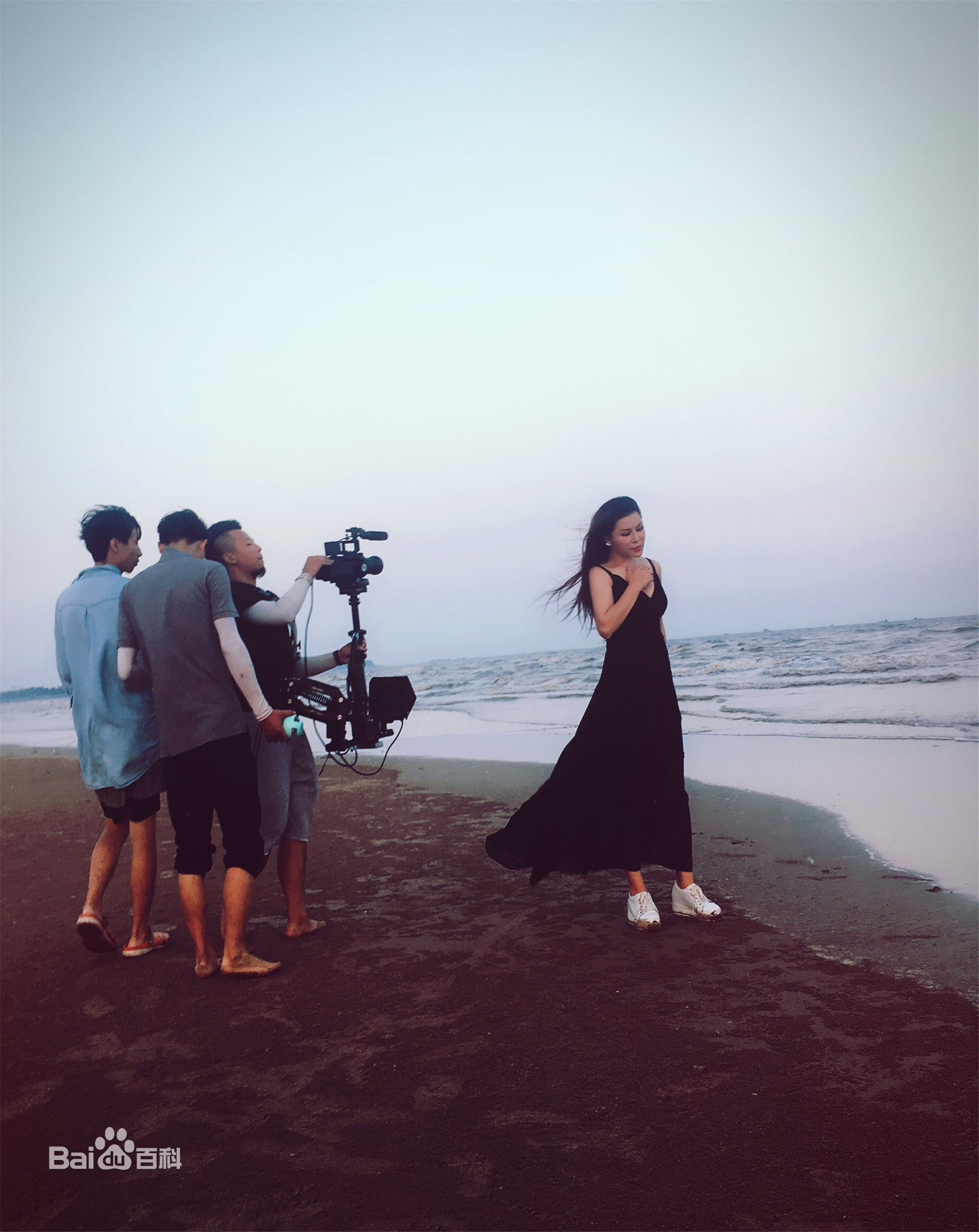 最新安琪性感图片