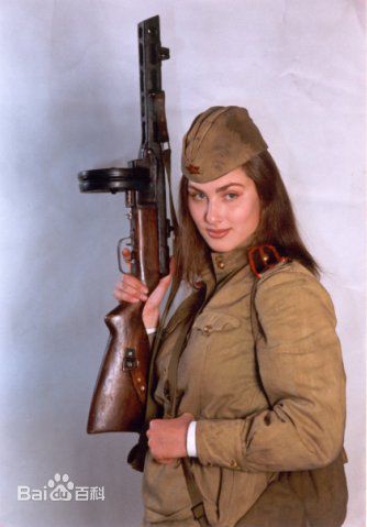 安娜·捷尼拉洛娃(Anna Dzenilalova)最优质与剧照相册