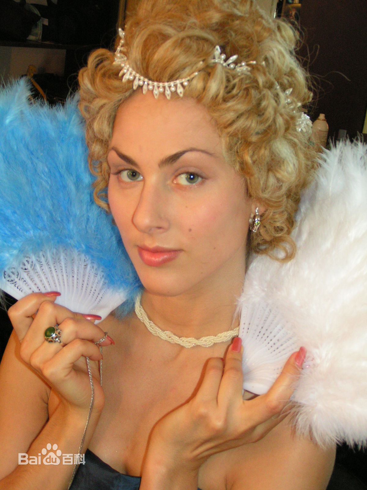 安娜·捷尼拉洛娃(Anna Dzenilalova)最全与剧照2壁纸