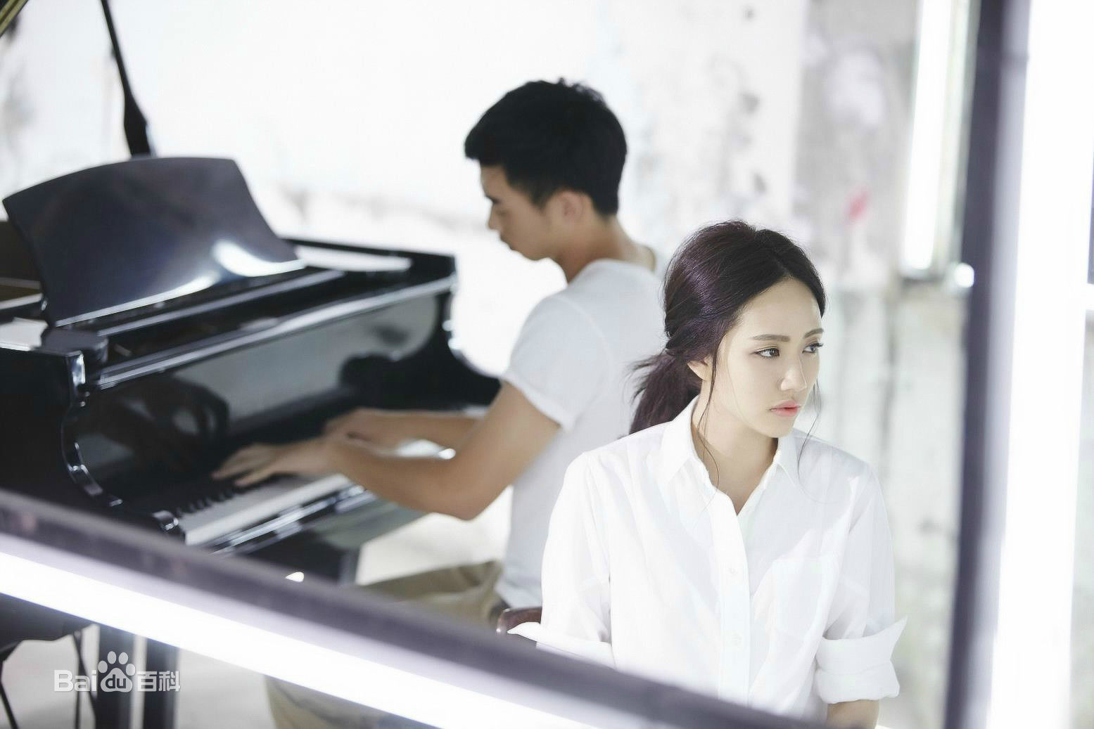 刘惜君(Sara)当我身边空无一人生活照