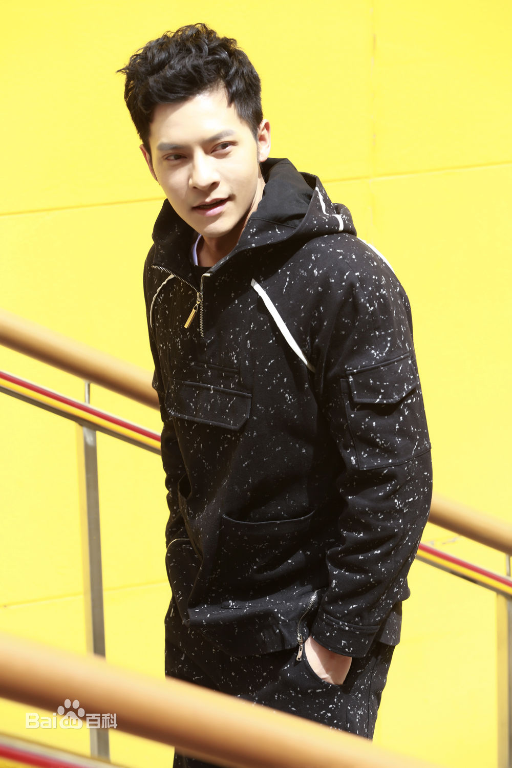 阮柏霖最新图集