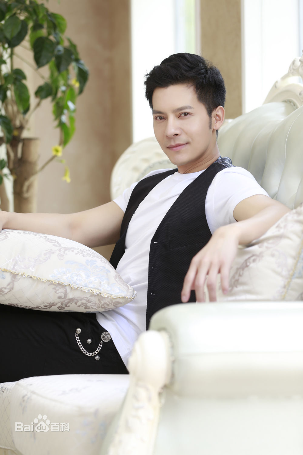 阮柏霖最新图集