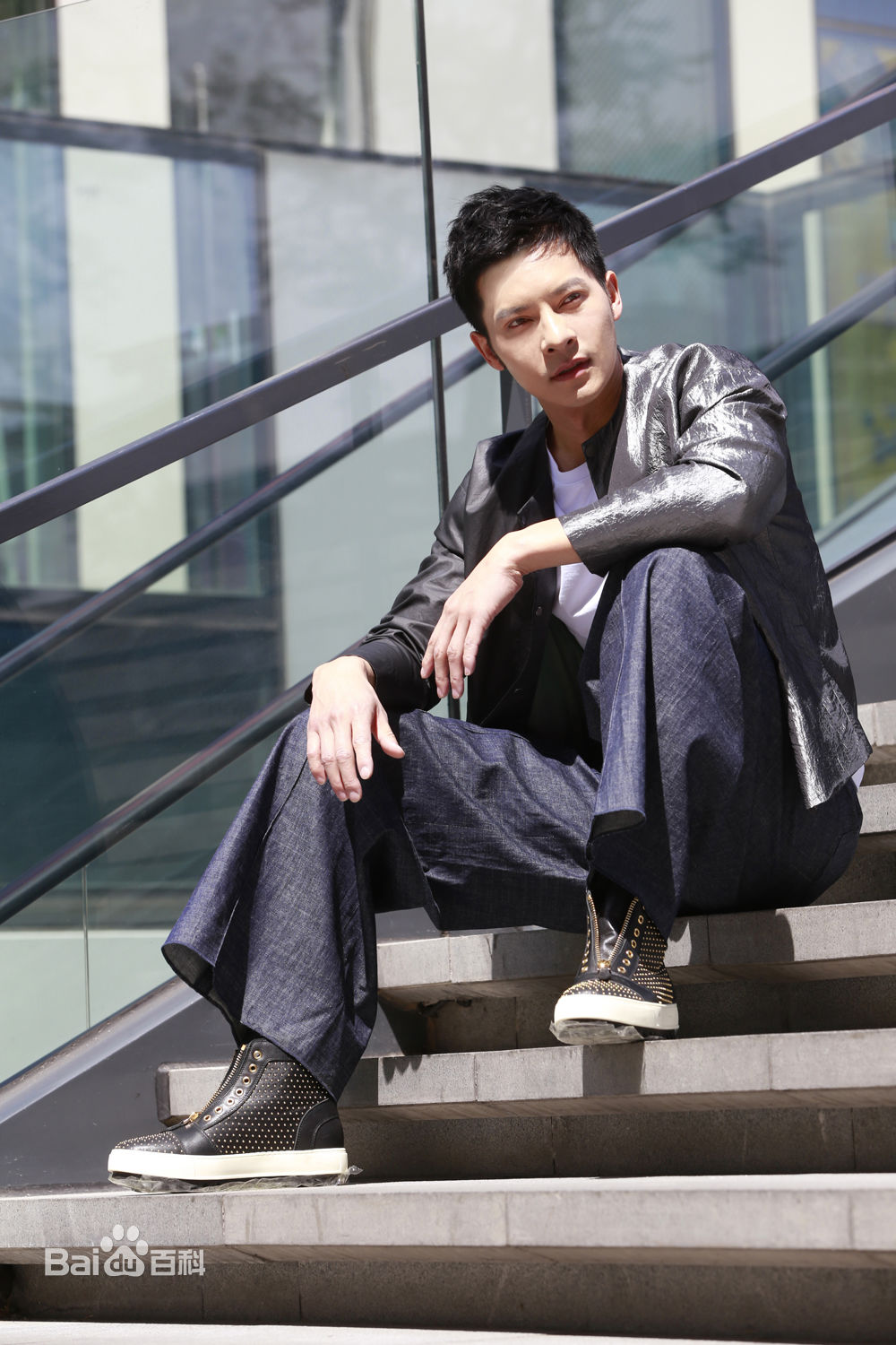 阮柏霖最新图集