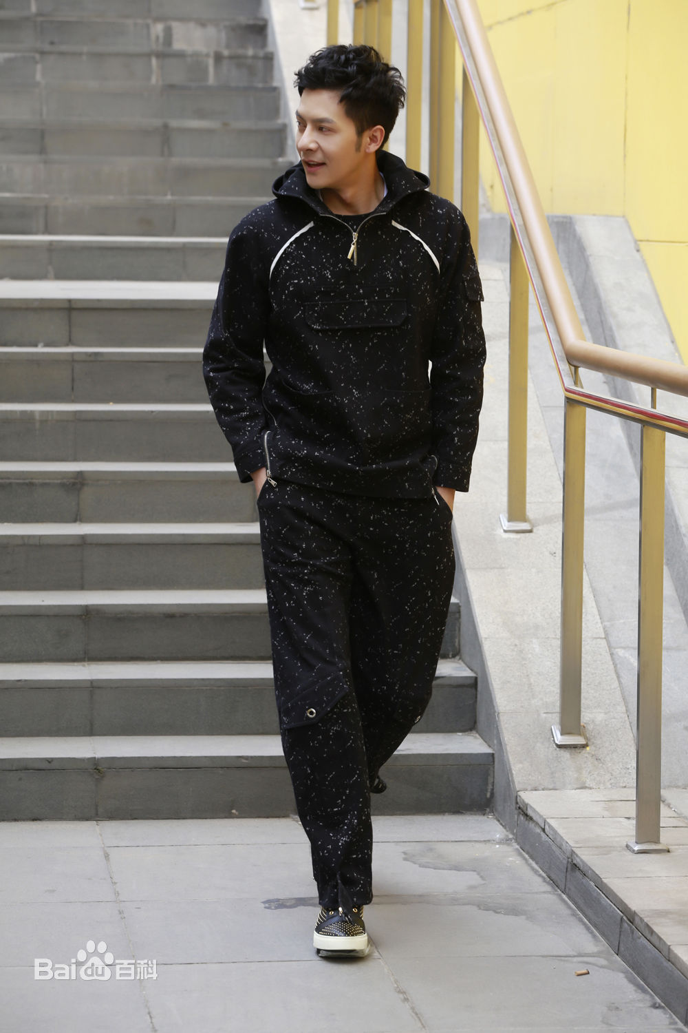 阮柏霖最新图集