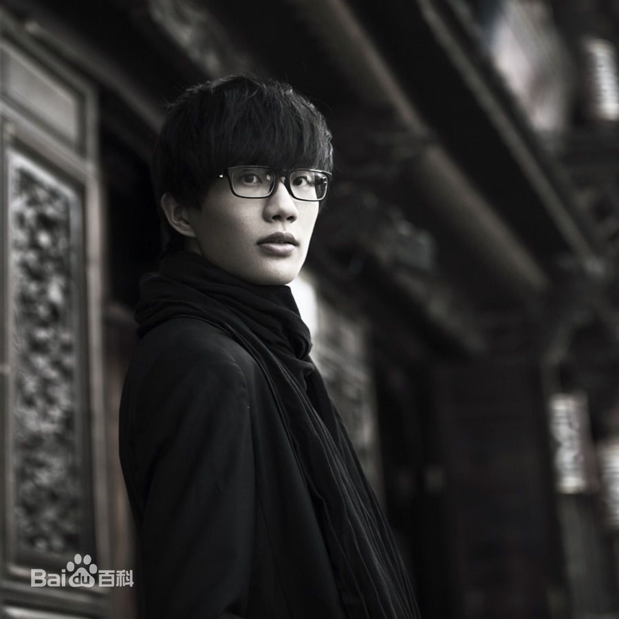 许嵩(Vae)最新壁纸