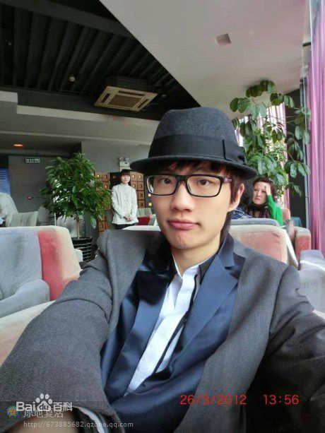 最新许嵩(Vae)精彩图册