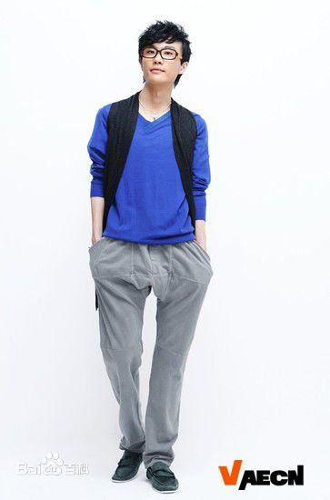 最新许嵩(Vae)精彩图册