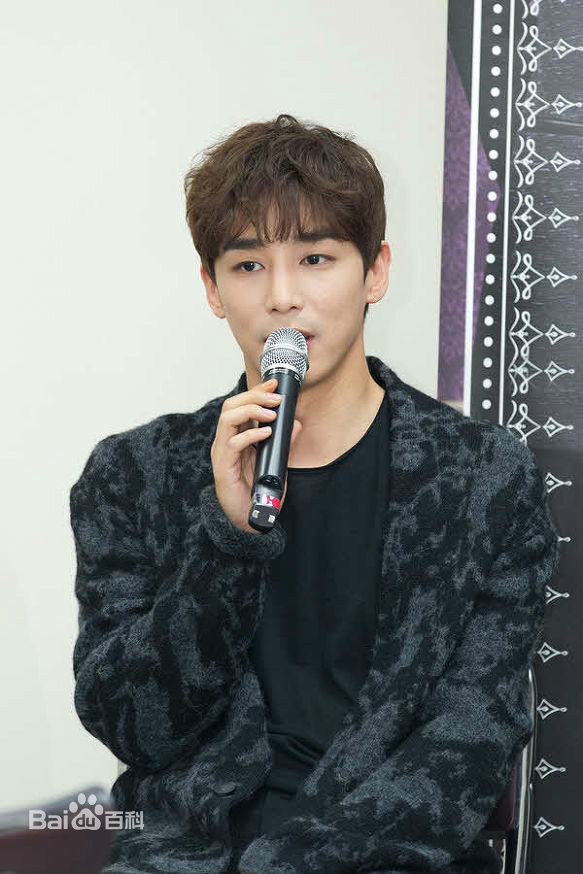 精选真理翰(；JinYihan；チン イハン)