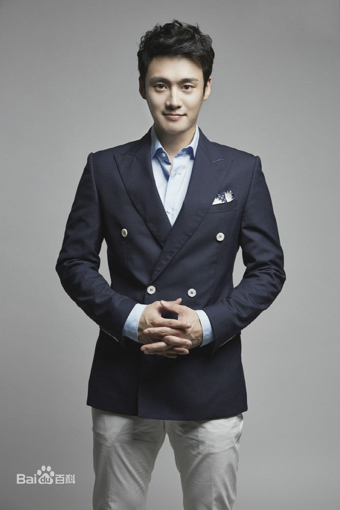 最新吴尚津()性感图片